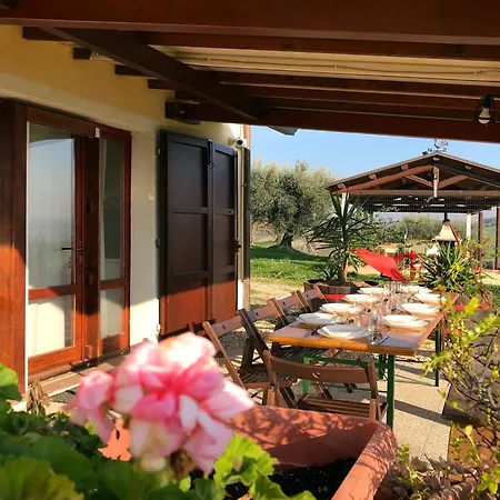 منزل ريفي Casale Casini Soccorso, Residenza Di Campagna *